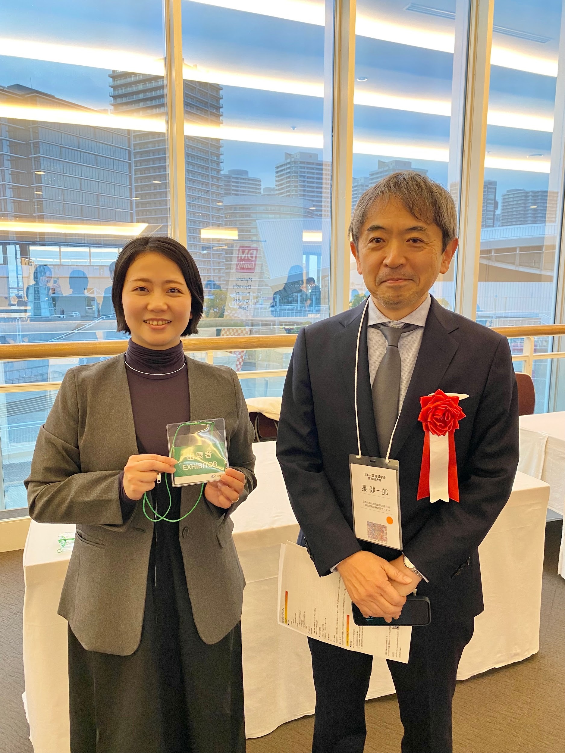 学会会場にて （大会長　群馬大学　秦先生）